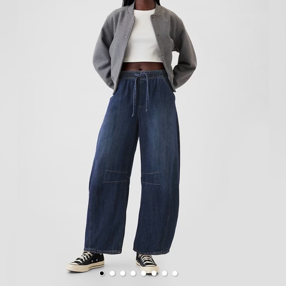 NWT GAP Mid Rise Easy Horseshoe Jeans size XL Color Dark indigo